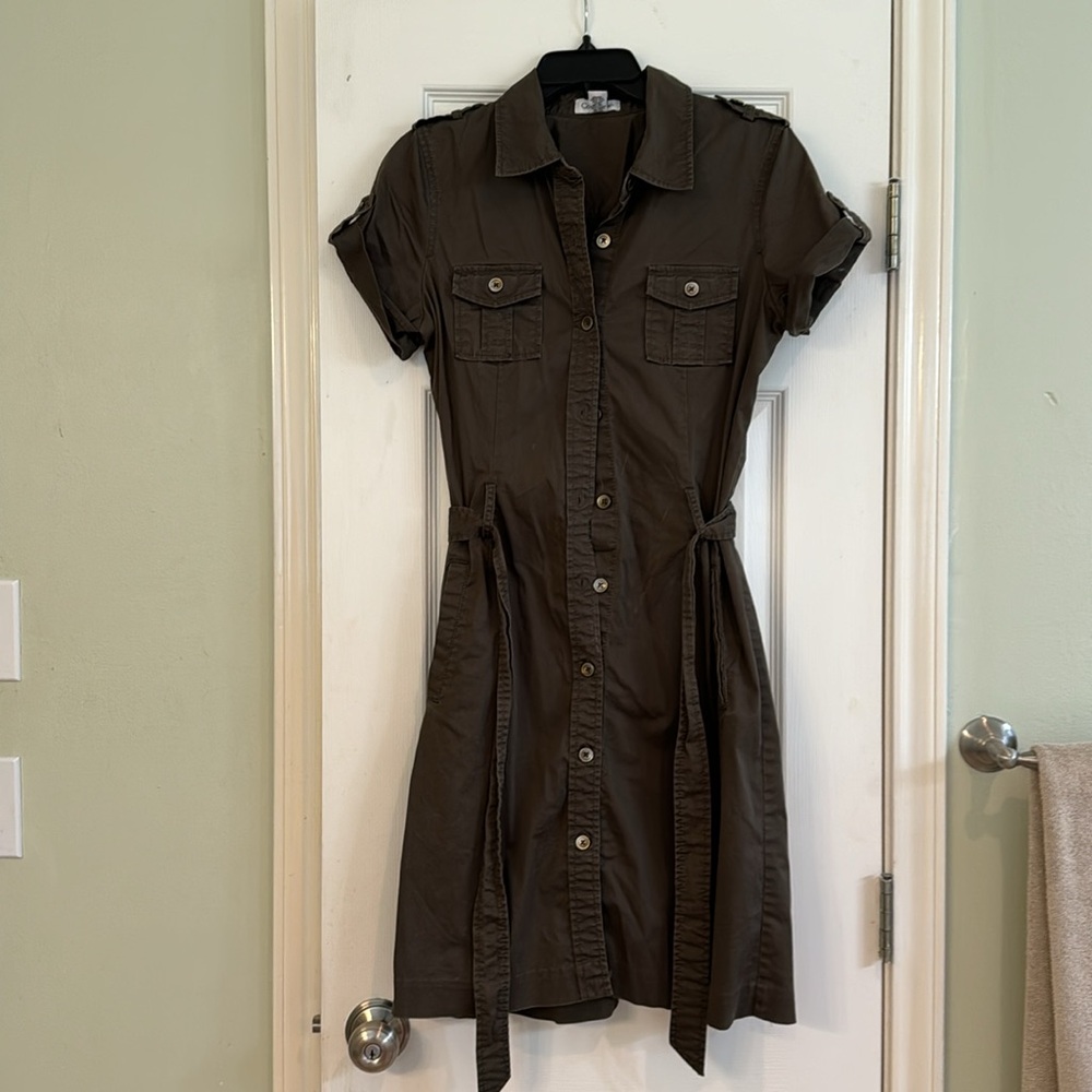 Calvin Klein women's size 6 belted dark brown button down modest dress